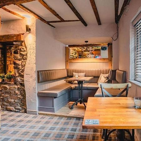 뉴포트 Charming 1-Bed Loft In Caerleon 아파트 외부 사진