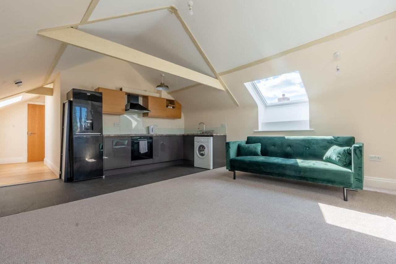 뉴포트 Charming 1-Bed Loft In Caerleon 아파트 외부 사진