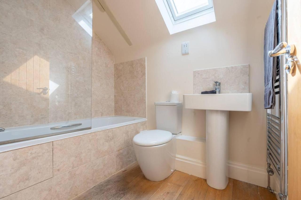 뉴포트 Charming 1-Bed Loft In Caerleon 아파트 외부 사진