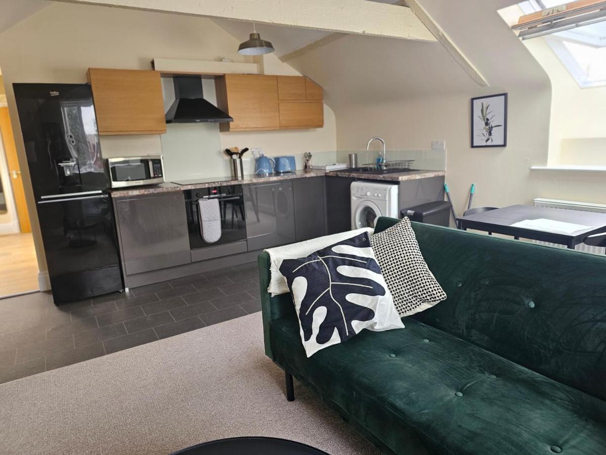 뉴포트 Charming 1-Bed Loft In Caerleon 아파트 외부 사진